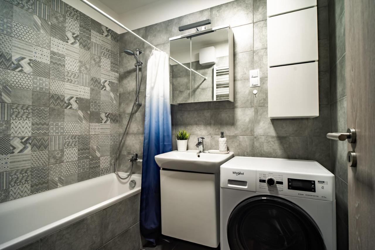 Vig Apartment - With Private Parking Budapeşte Dış mekan fotoğraf